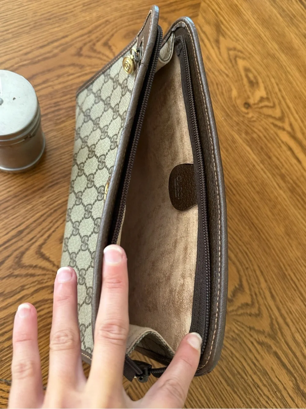 Gucci available gold